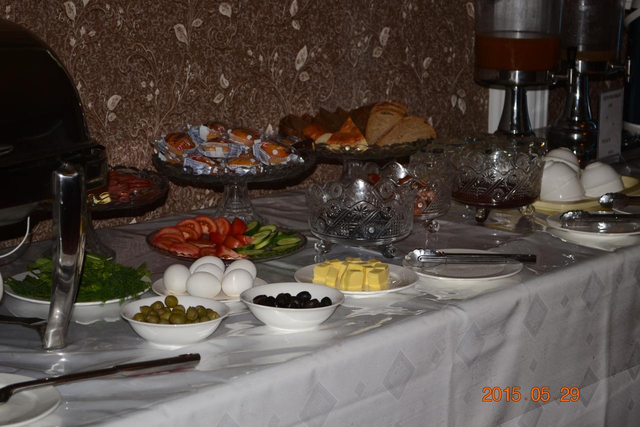 Firuz Hotel Khujand Ngoại thất bức ảnh